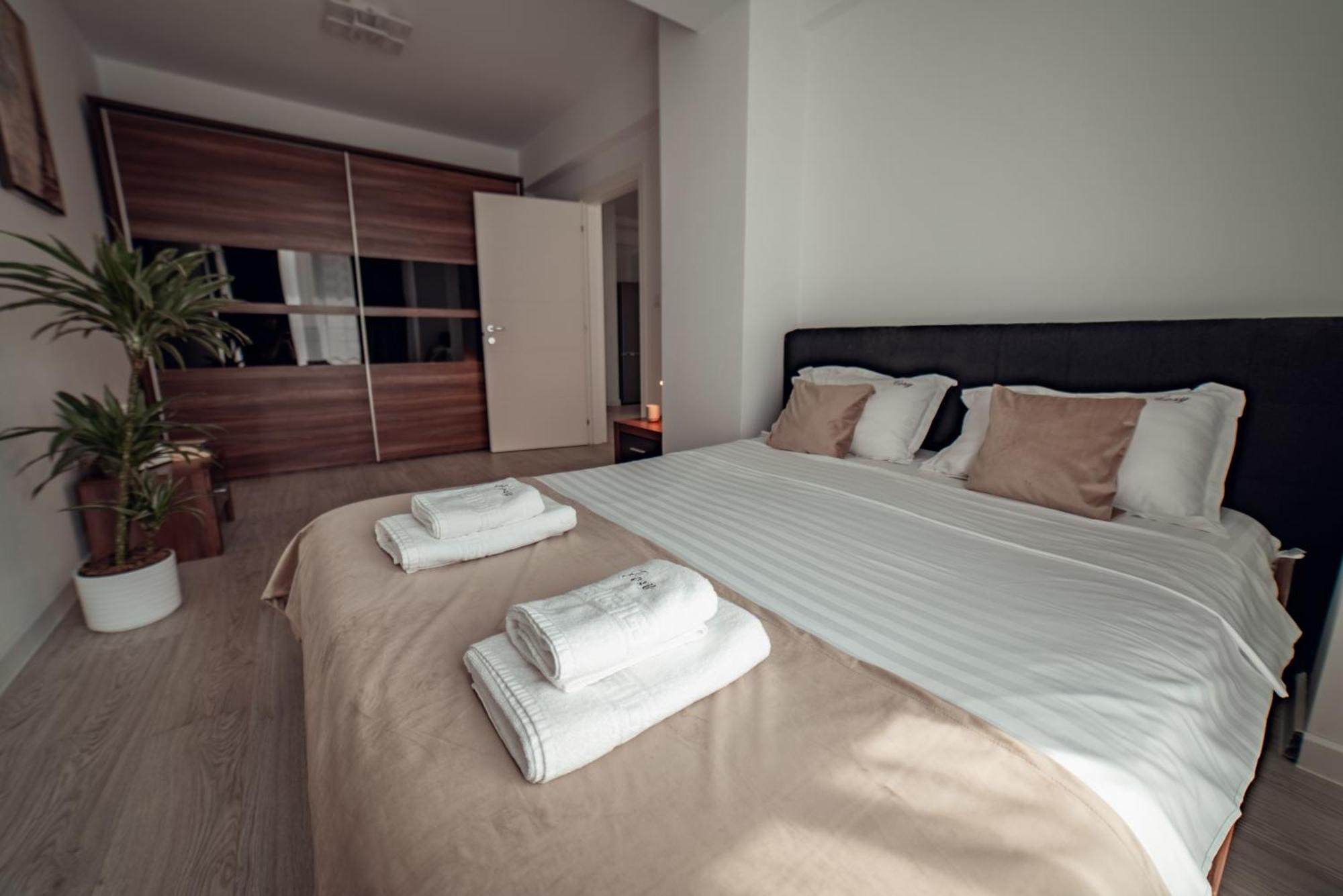 Exclusive Collection Palas Mall Suites And Studios Iasi Exterior photo